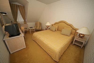 Готель Friday 4*